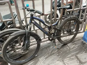 খুব অল্প দামে সাইকেলটি বিক্রি করা হবে