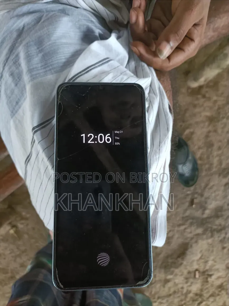 Vivo V23 128 GB White