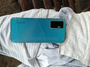 Vivo V23 128 GB White