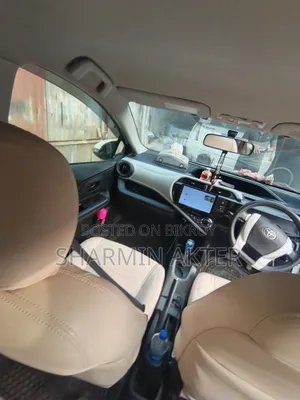 টয়োটা অ্যাকুয়া এস ২০১৪ পার্ল