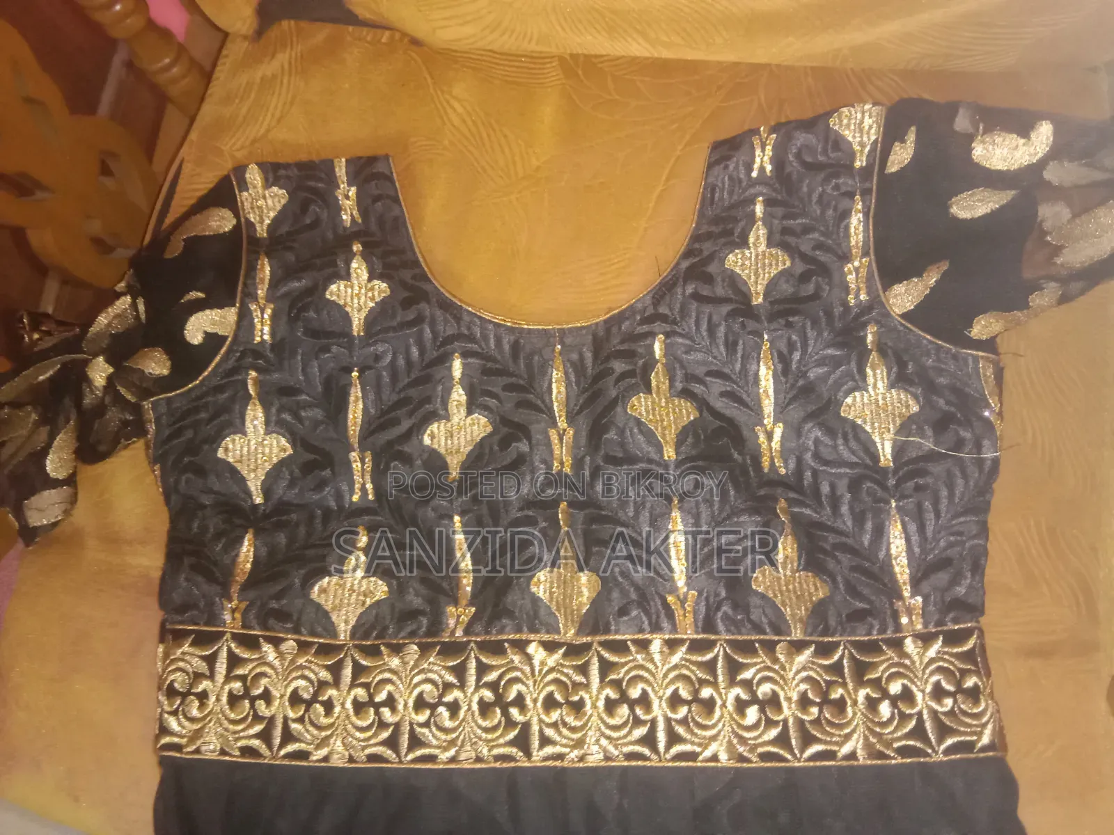 Dress Sell