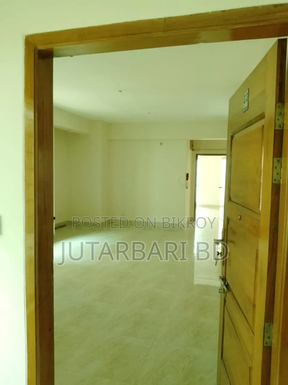 3bdrm Apartment in Sara Abraj, Mohammadpur for Sale