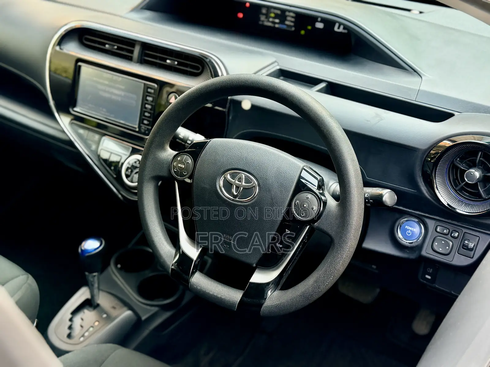 Toyota Aqua 2018 Green