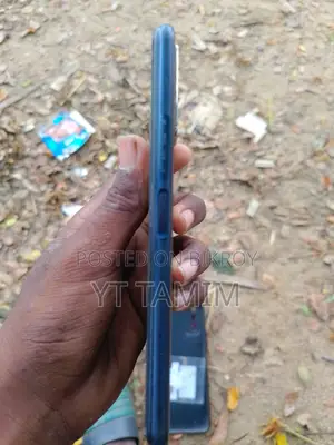 Vivo Y20 64 GB Blue