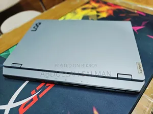 New Laptop Lenovo LOQ 15IRH8 16GB Intel Core 5 SSD 512GB