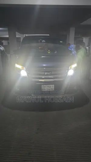 Toyota Noah 2015 Gray
