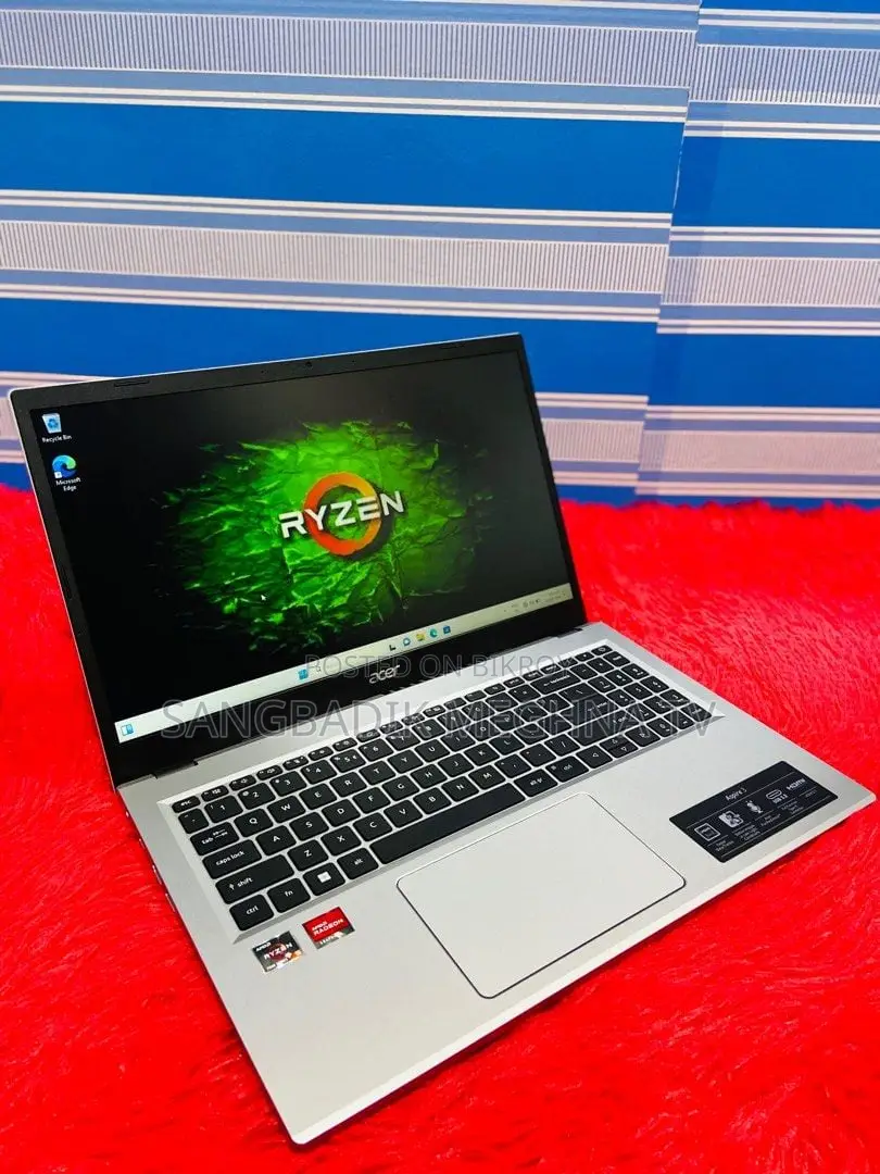 Laptop Acer 4GB Intel SSD 500GB