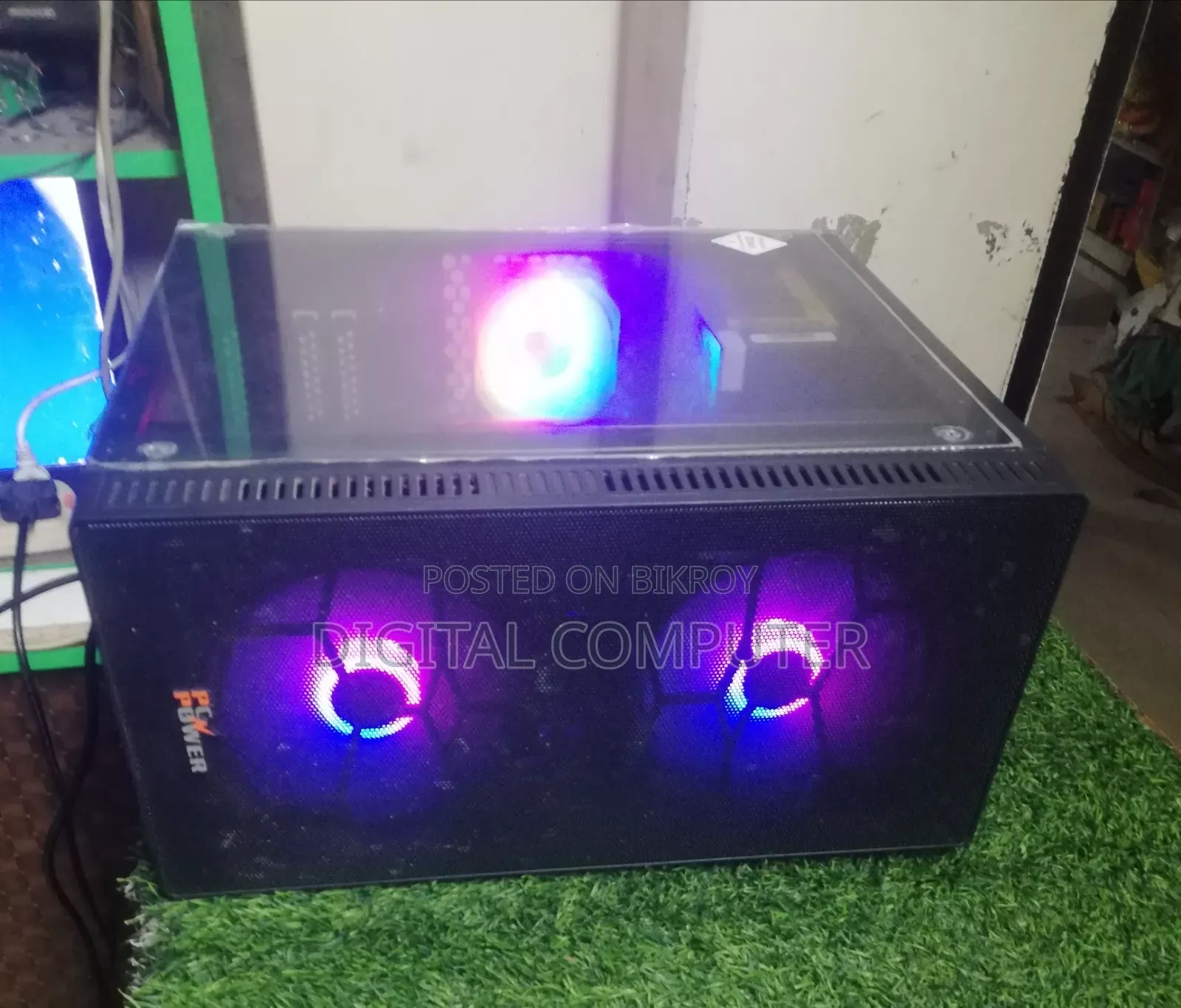 ডেস্কটপ কেসিং নতুনের মতো