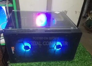 ডেস্কটপ কেসিং নতুনের মতো