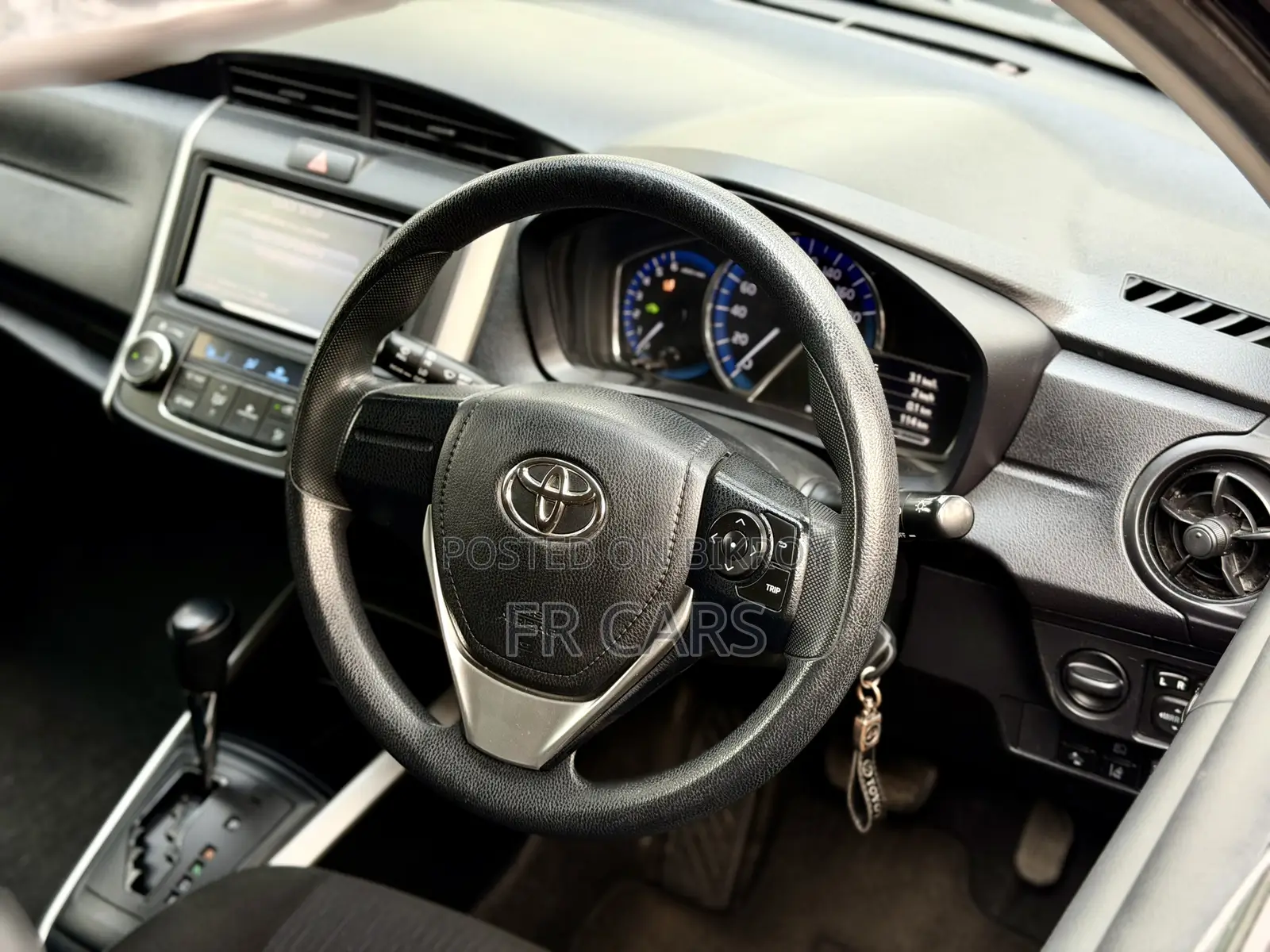 Toyota Corolla Fielder 1.5 Hybrid FWD 2019 Black