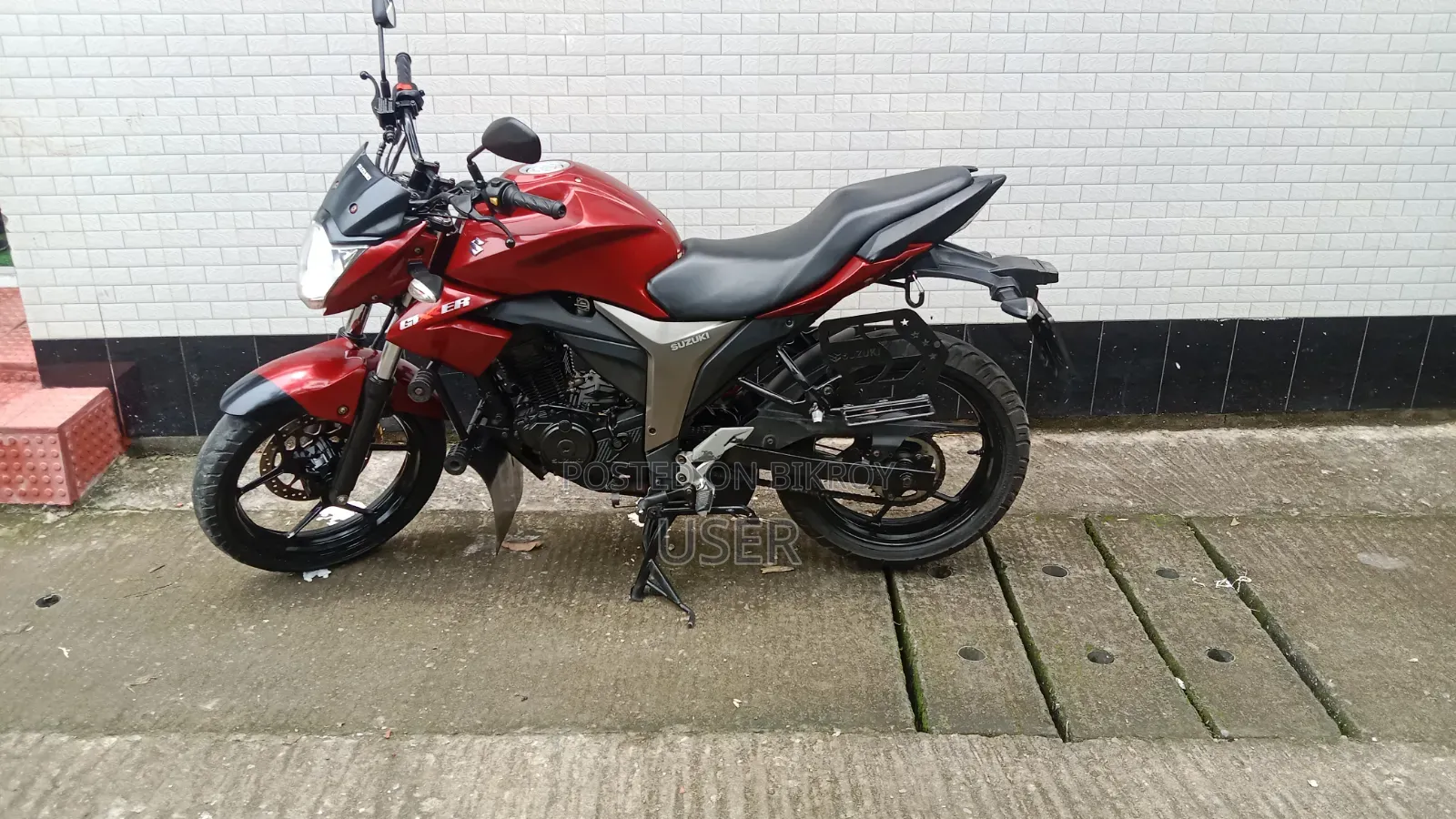 Suzuki Gixxer Monotone 2022 Red