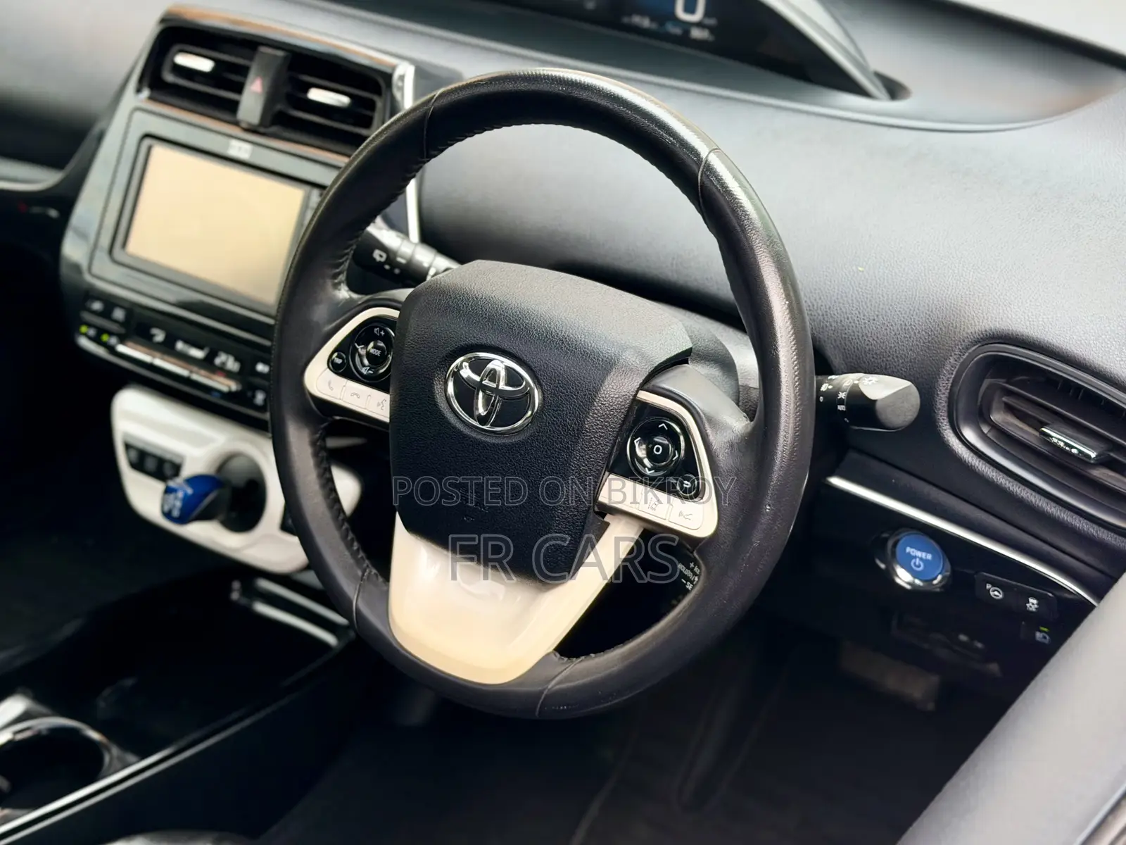 Toyota Prius Four Touring 2018 Pearl