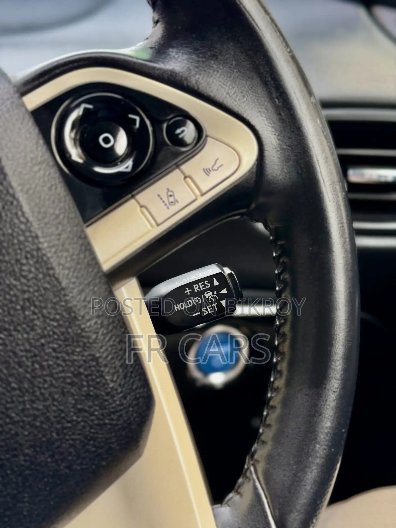 Toyota Prius Four Touring 2018 Pearl