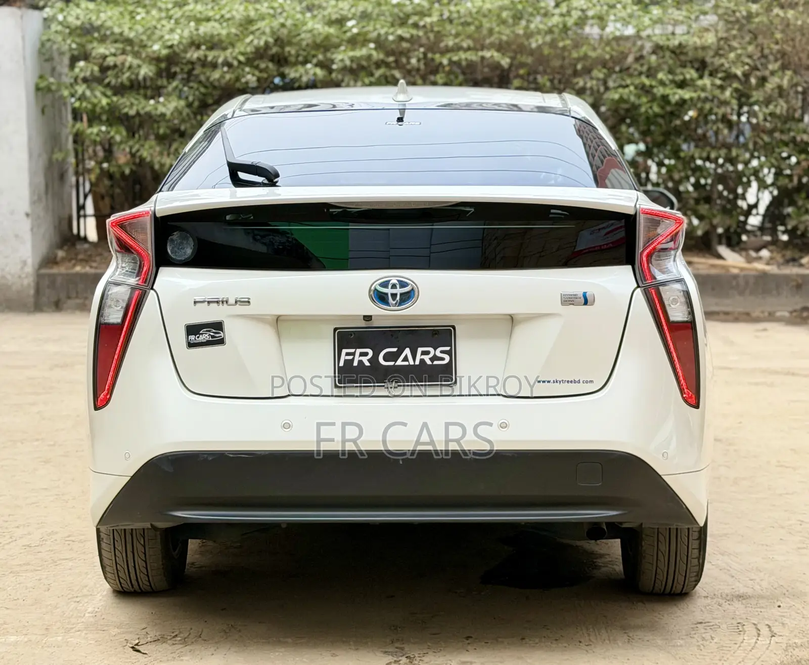 Toyota Prius Four Touring 2018 Pearl
