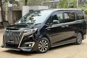 Toyota Esquire 1.8 FWD Hybrid (7 Seater) 2018 Black