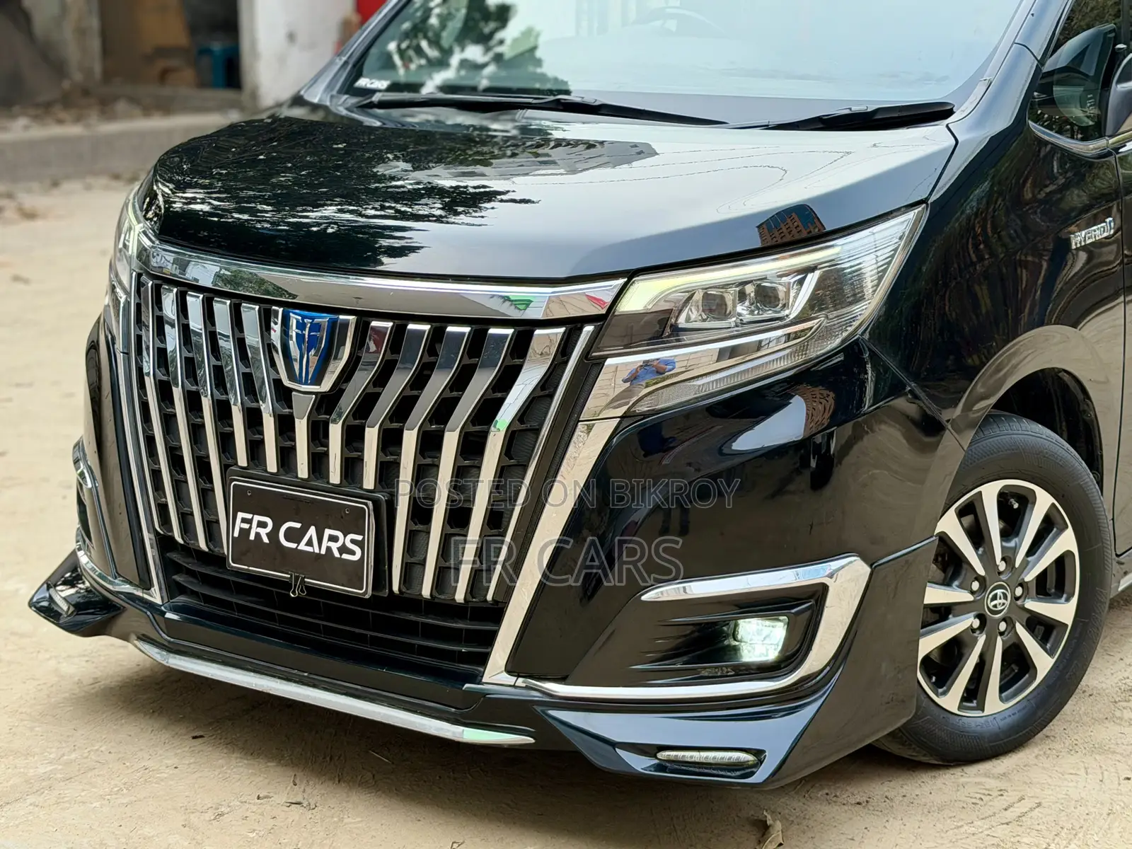 Toyota Esquire 1.8 FWD Hybrid (7 Seater) 2018 Black