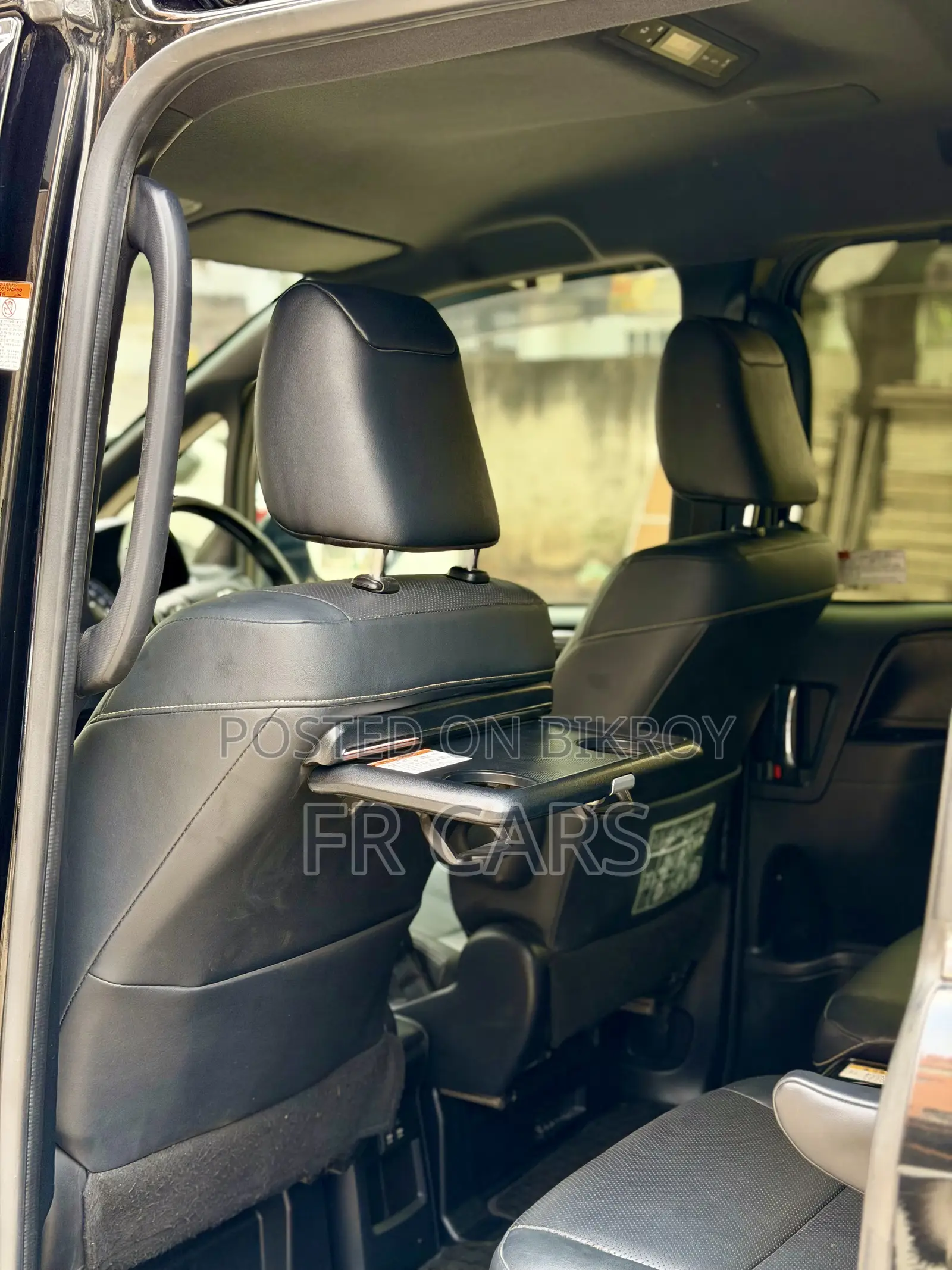 Toyota Esquire 1.8 FWD Hybrid (7 Seater) 2018 Black