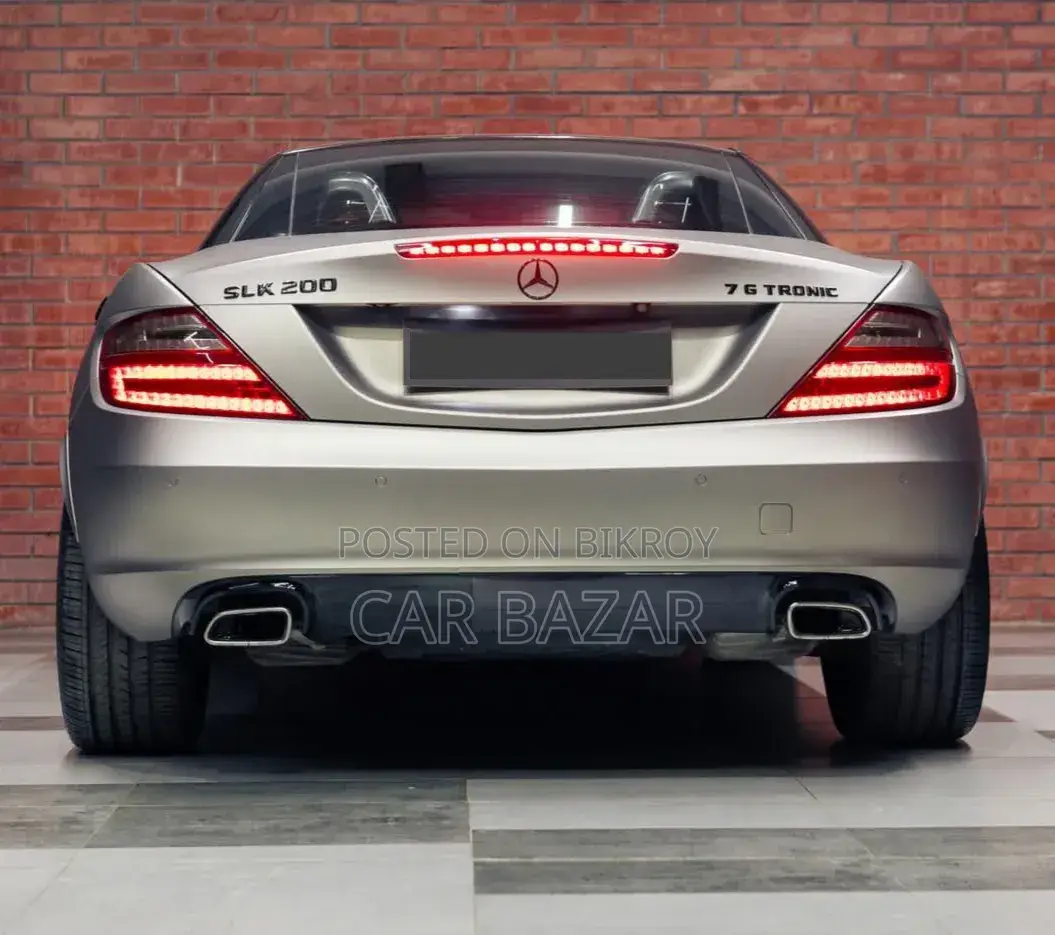 Mercedes-Benz SLK-Class 2017 Gold