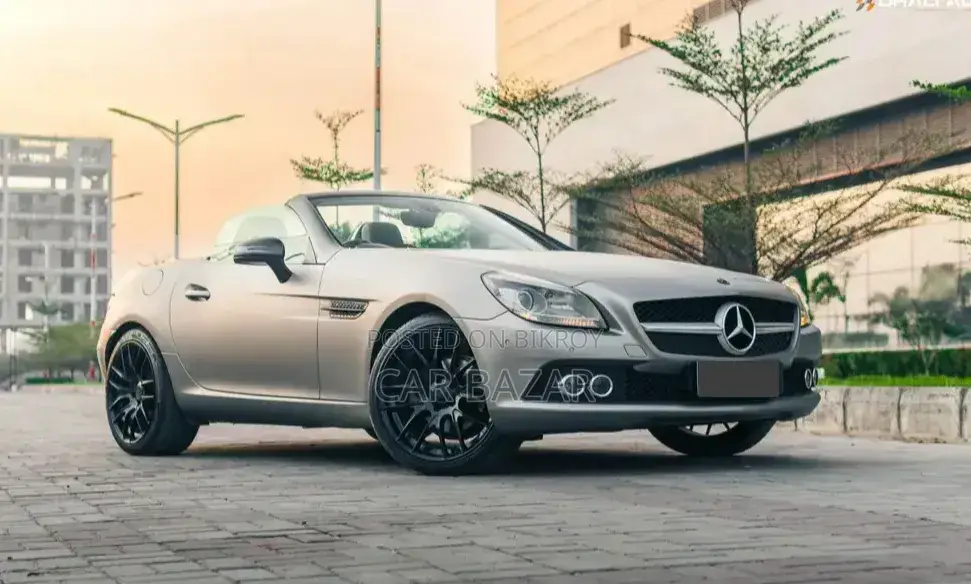 Mercedes-Benz SLK-Class 2017 Gold