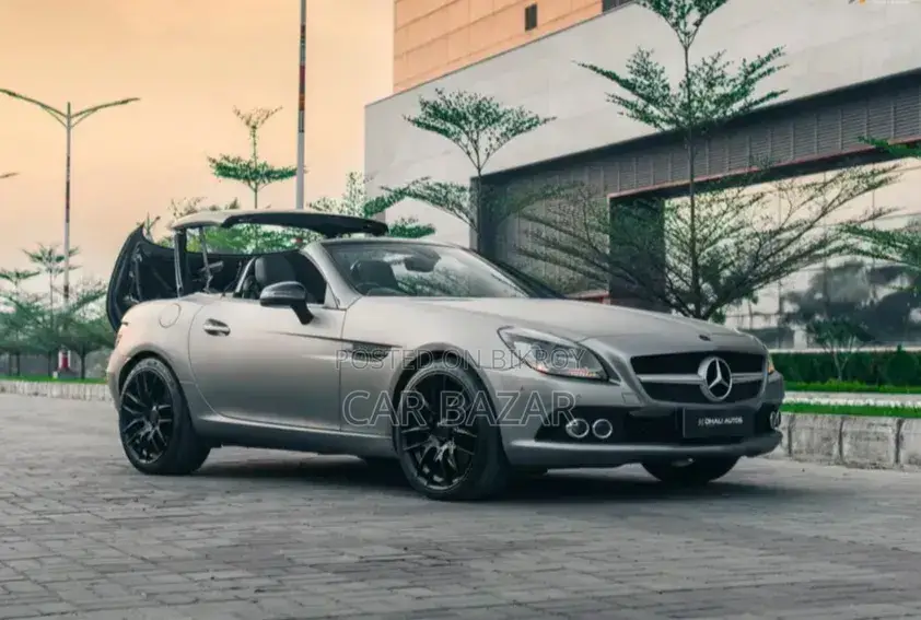 Mercedes-Benz SLK-Class 2017 Gold