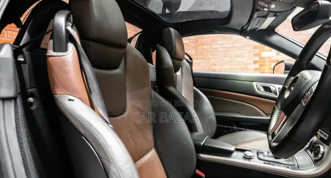 Mercedes-Benz SLK-Class 2017 Gold