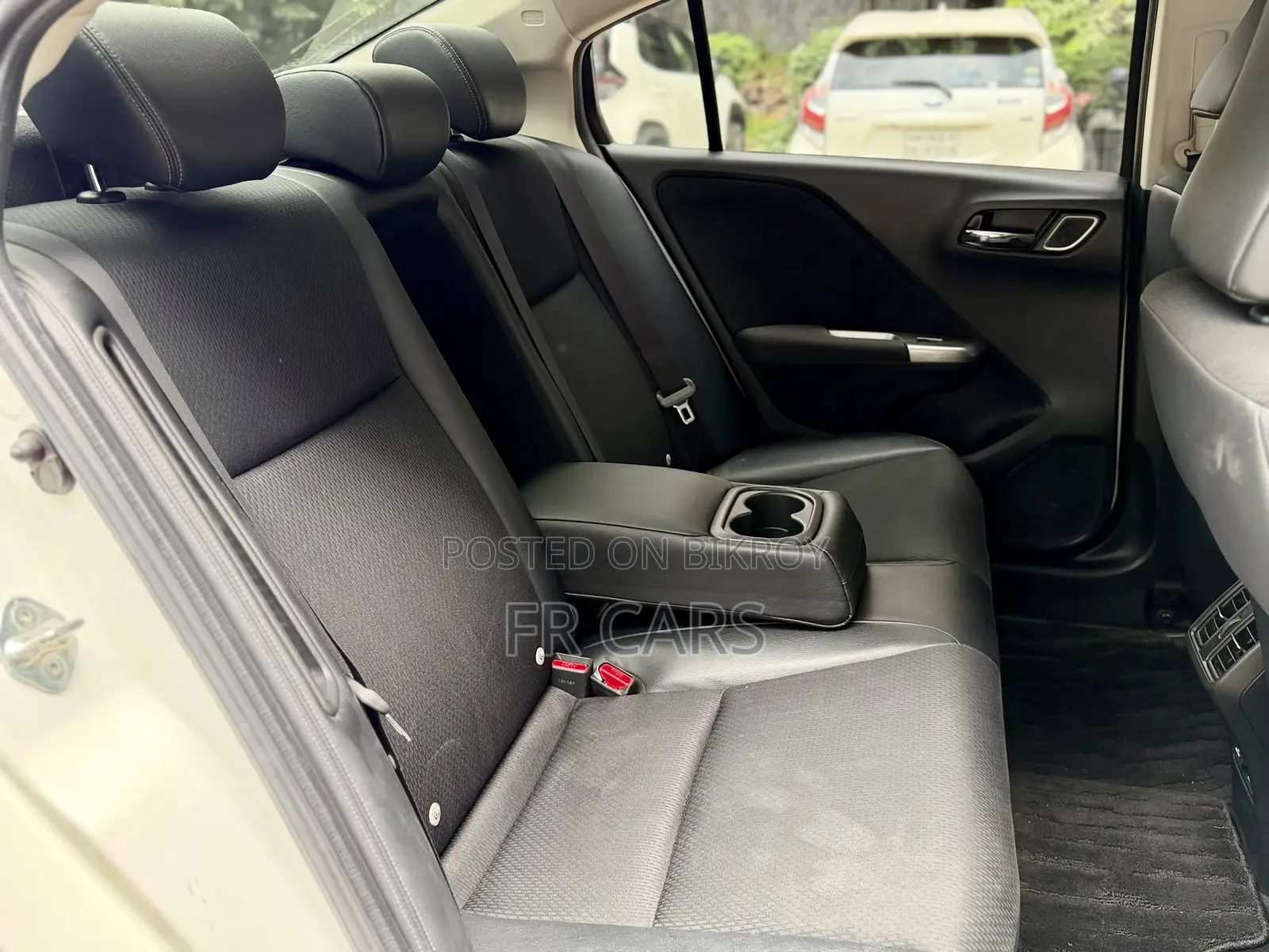 Honda Grace 1.5 Hybrid FWD 2018 Pearl
