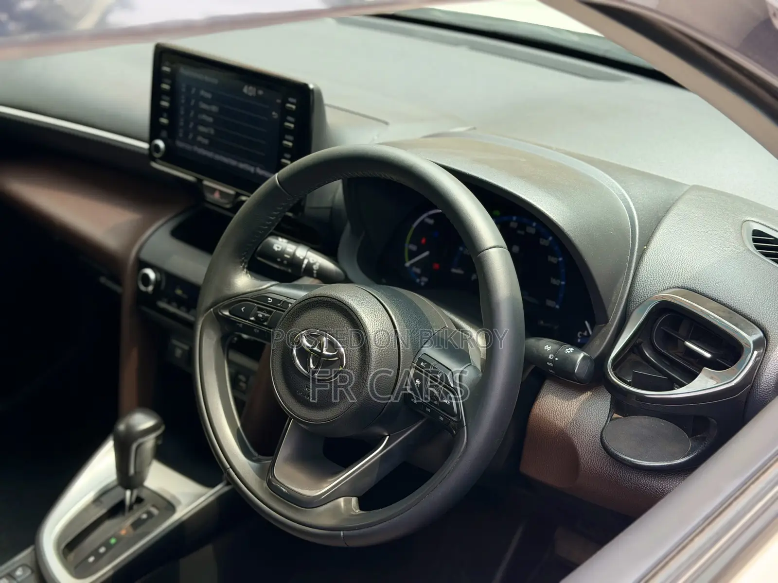 Toyota Yaris Cross 1.5 Hybrid FWD 2020 Pearl