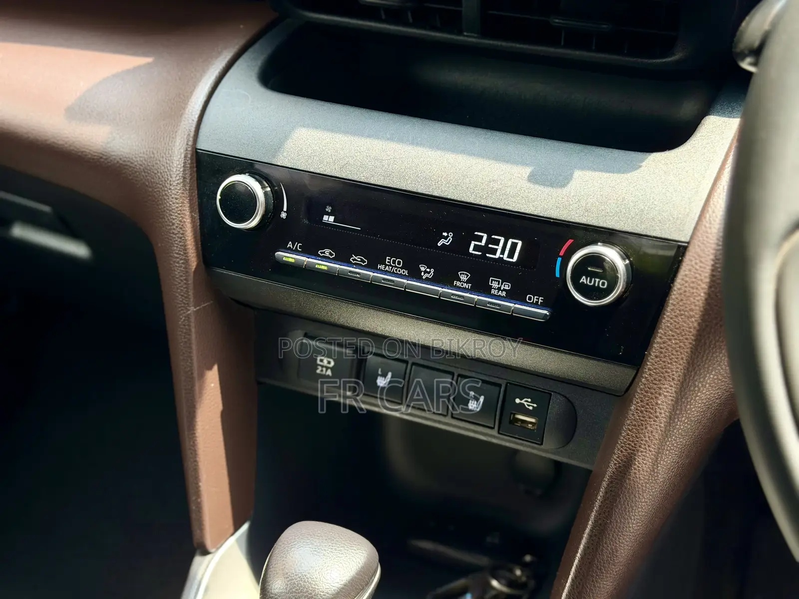 Toyota Yaris Cross 1.5 Hybrid FWD 2020 Pearl