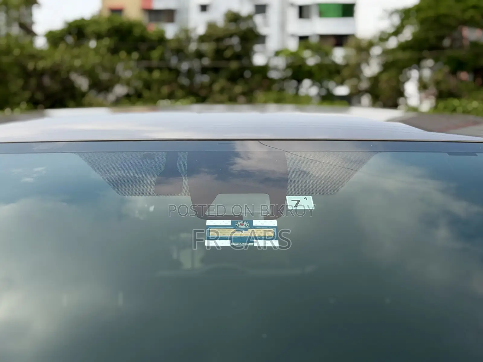 Toyota Noah 1.8 FWD Hybrid (7 Seater) 2017 Brown