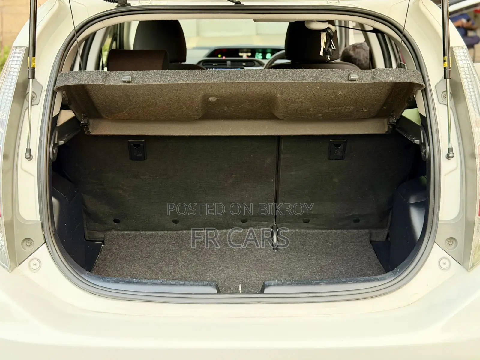 Toyota Aqua 2013 Pearl