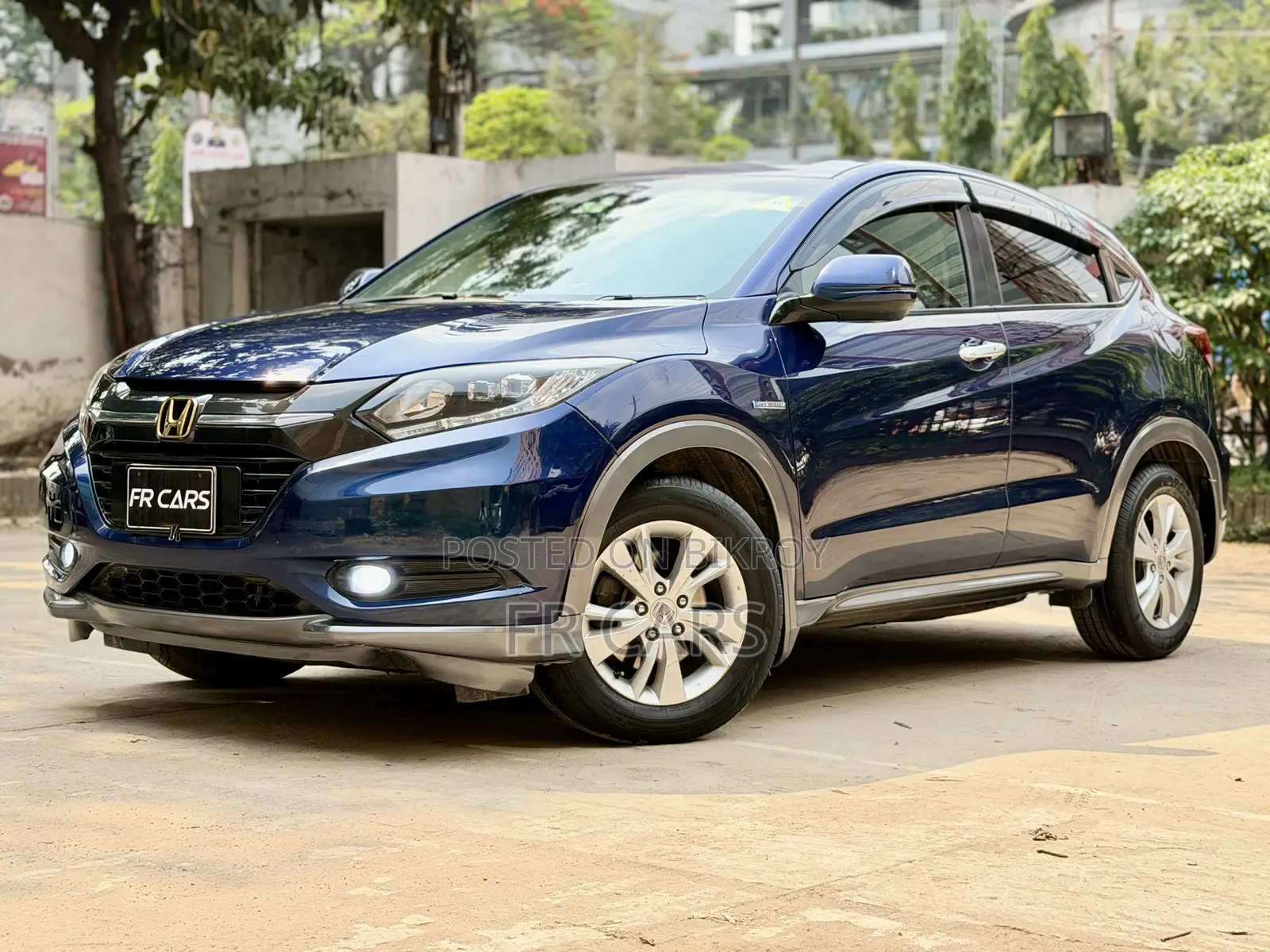 Honda Vezel 1.5 Hybrid 2WD 2015 Blue