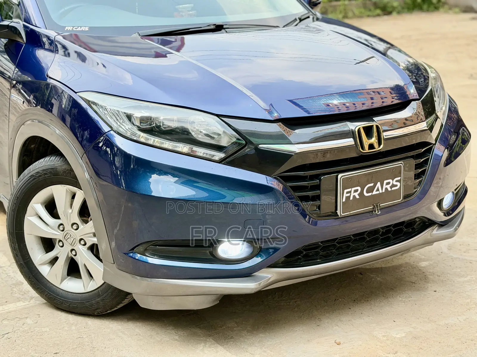 Honda Vezel 1.5 Hybrid 2WD 2015 Blue