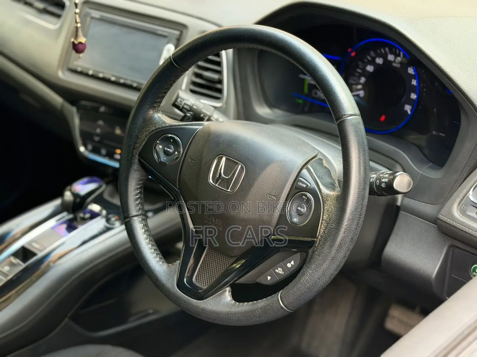 Honda Vezel 1.5 Hybrid 2WD 2015 Blue