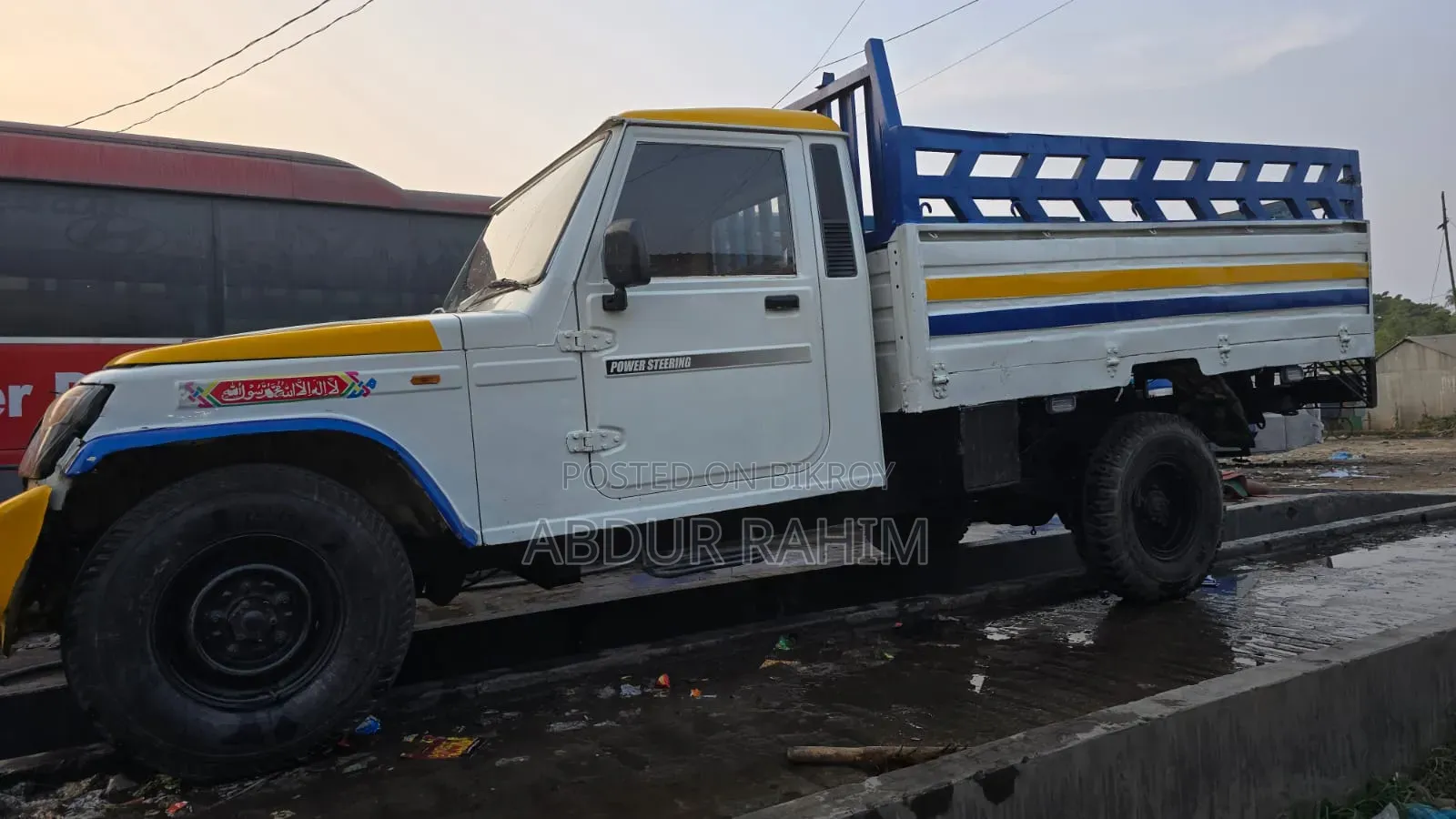 Mahindra Bolero