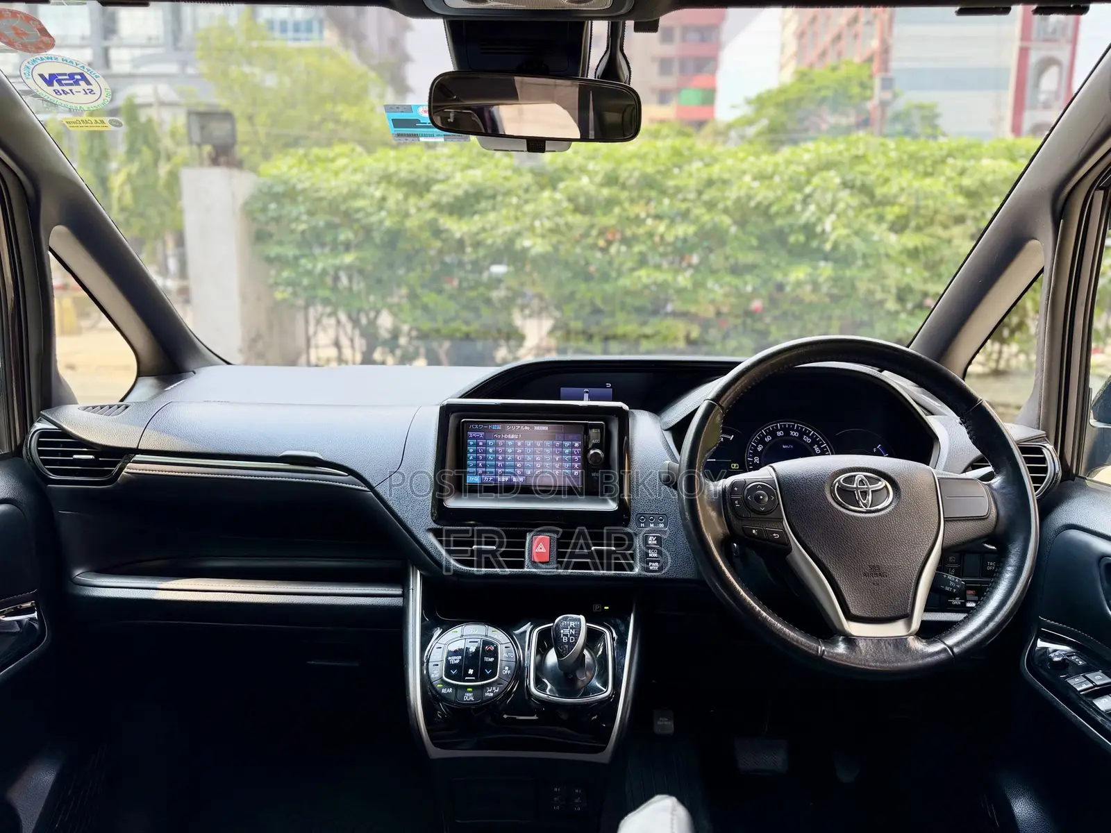 Toyota Esquire 1.8 FWD Hybrid (7 Seater) 2018 Black
