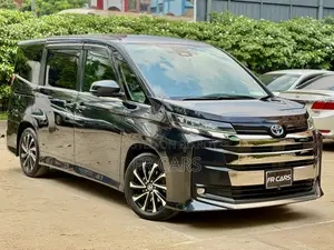 Toyota Noah 2023 Black