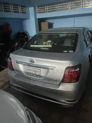 টয়োটা এক্সিও ২০১৫ সিলভার