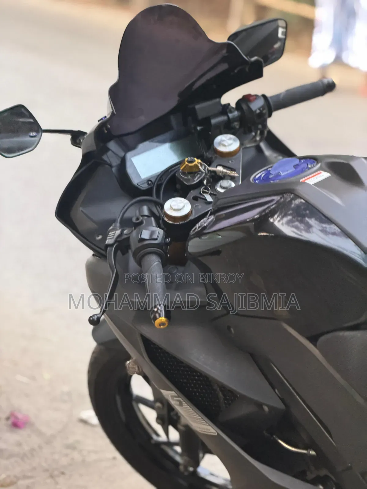 Yamaha R1 2021 Black