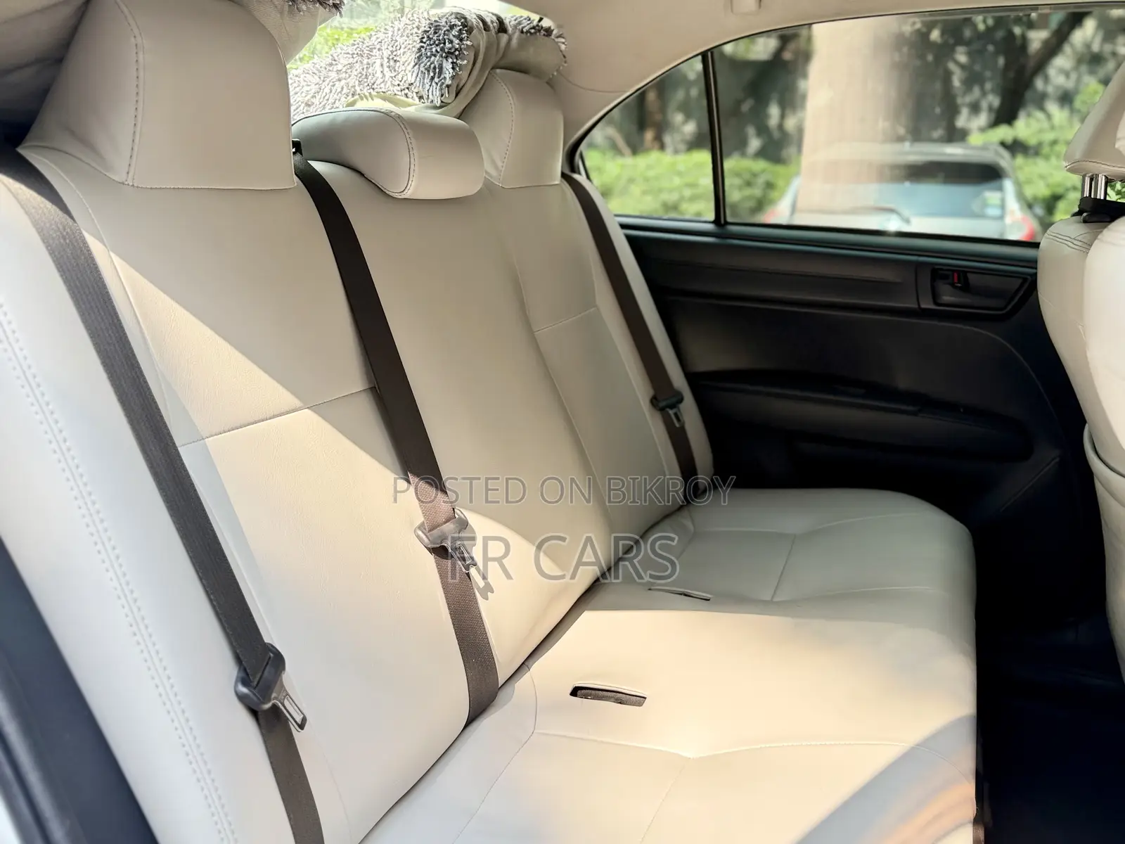 Toyota Axio 1.5 Hybrid 2WD 2020 Silver