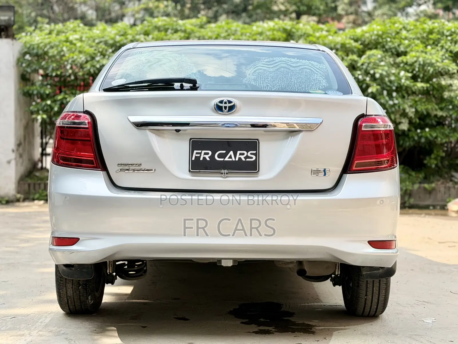 Toyota Axio 1.5 Hybrid 2WD 2020 Silver
