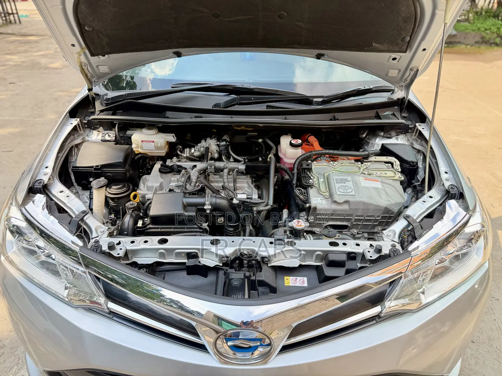 Toyota Axio 1.5 Hybrid 2WD 2020 Silver