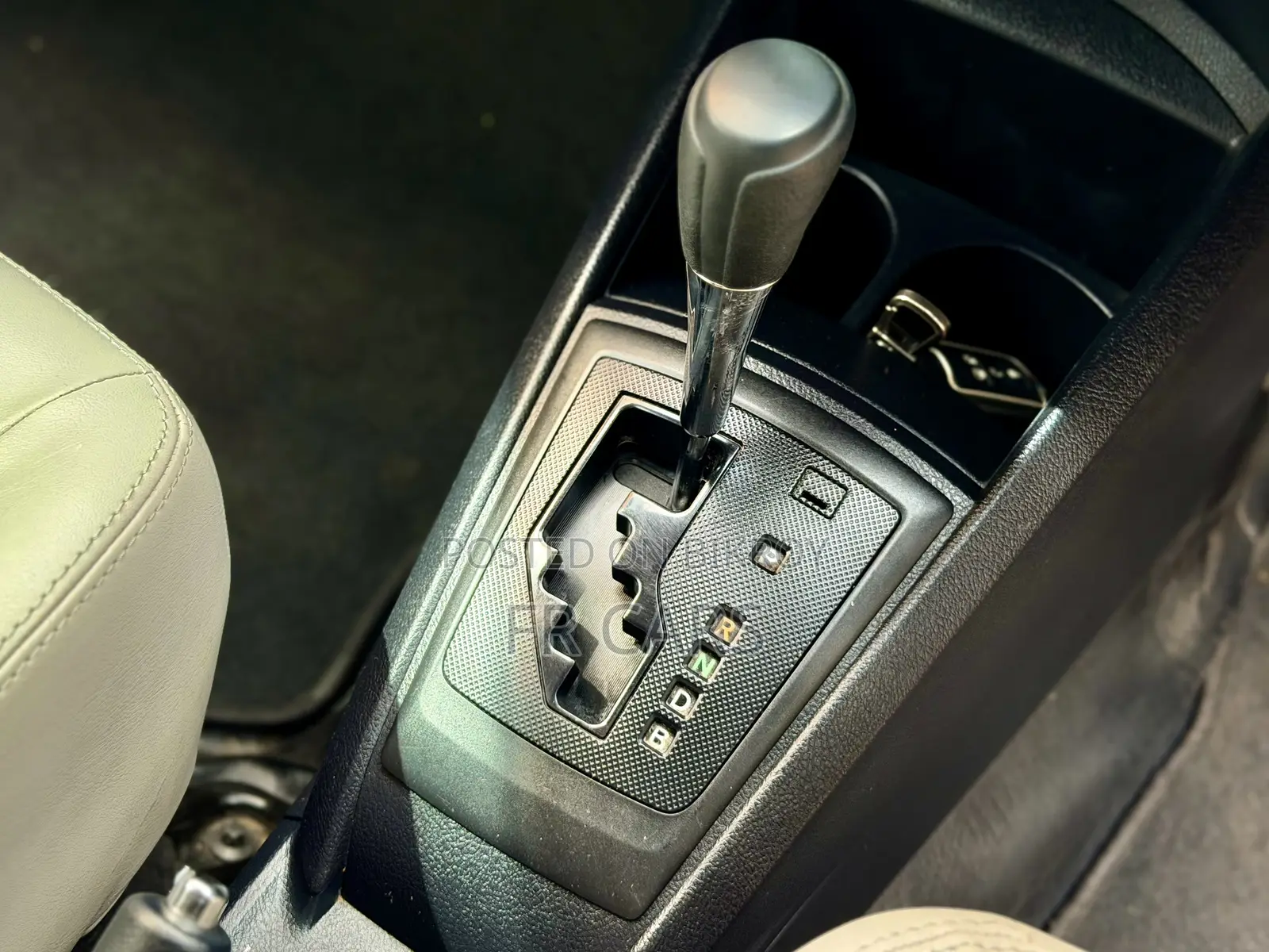 Toyota Axio 1.5 Hybrid 2WD 2020 Silver