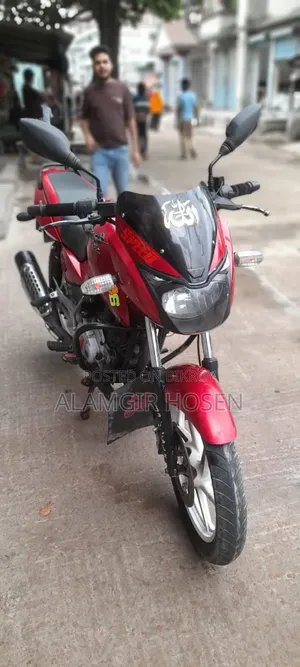 Bajaj Pulsar 150 2011 Red
