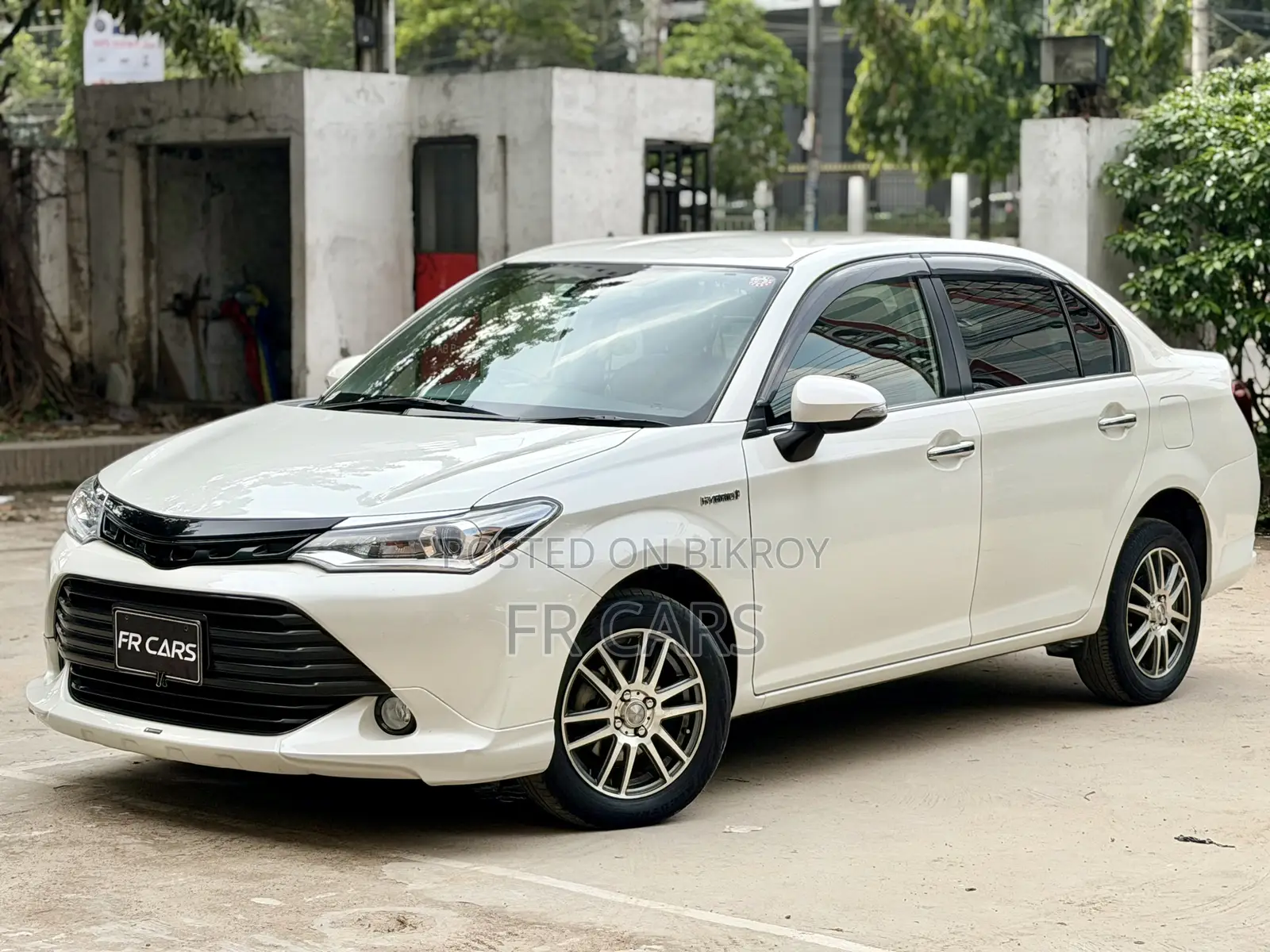 Toyota Axio 1.5 Hybrid G 2WD 2015 Pearl