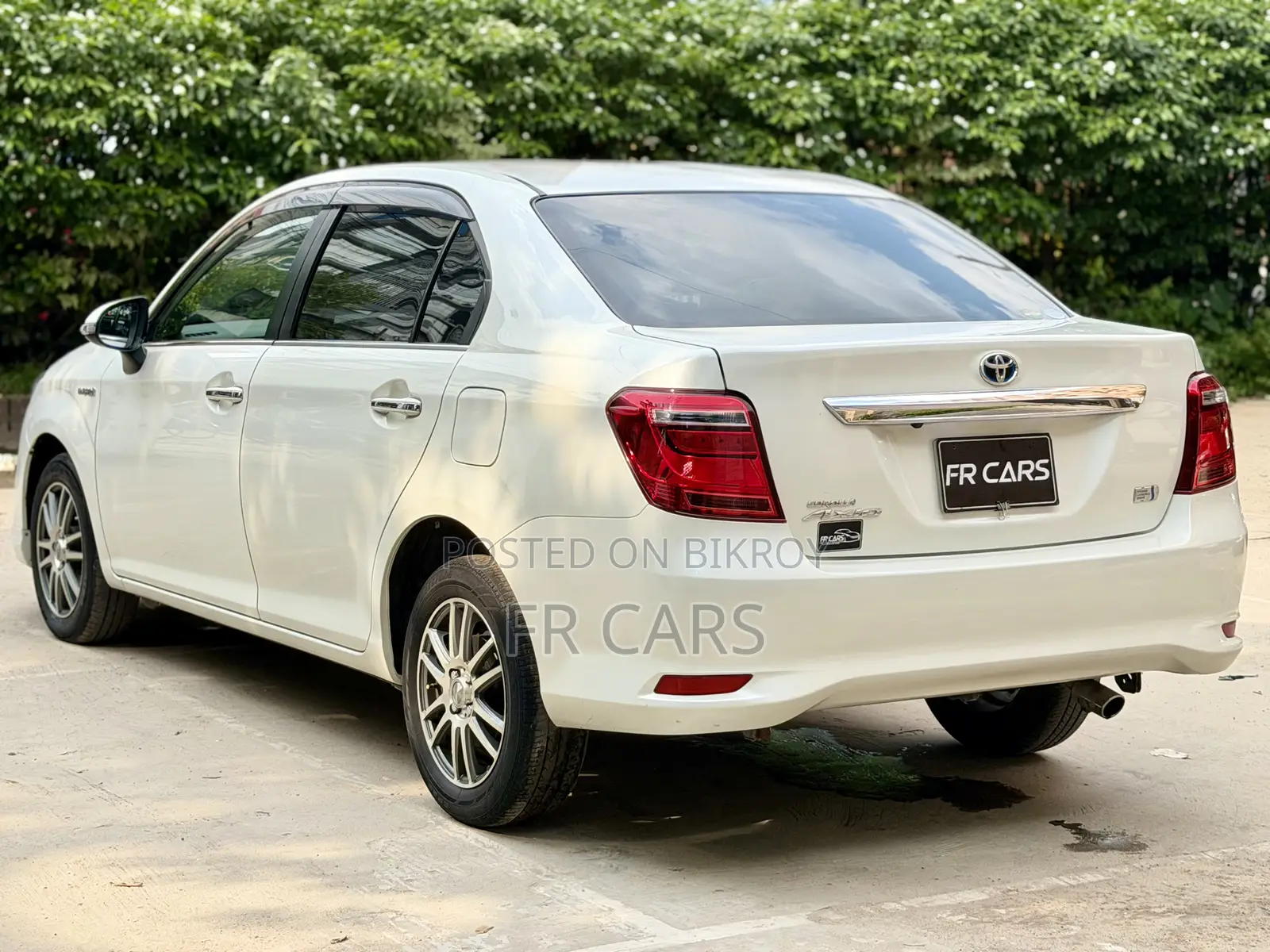 Toyota Axio 1.5 Hybrid G 2WD 2015 Pearl