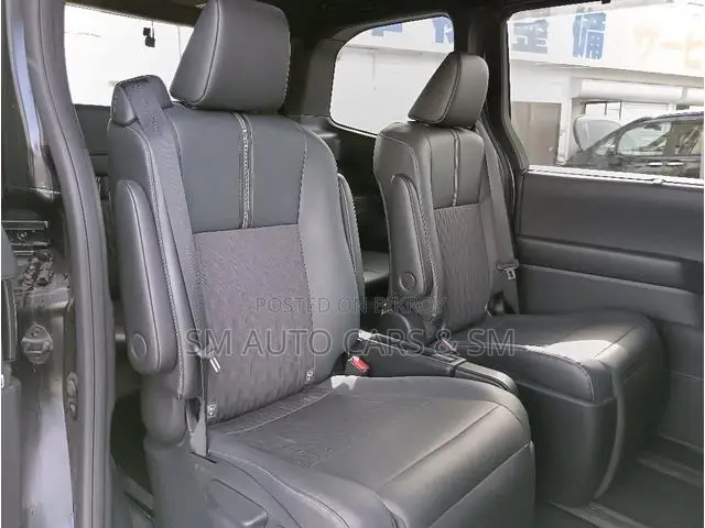 Toyota Noah 2022 Pearl