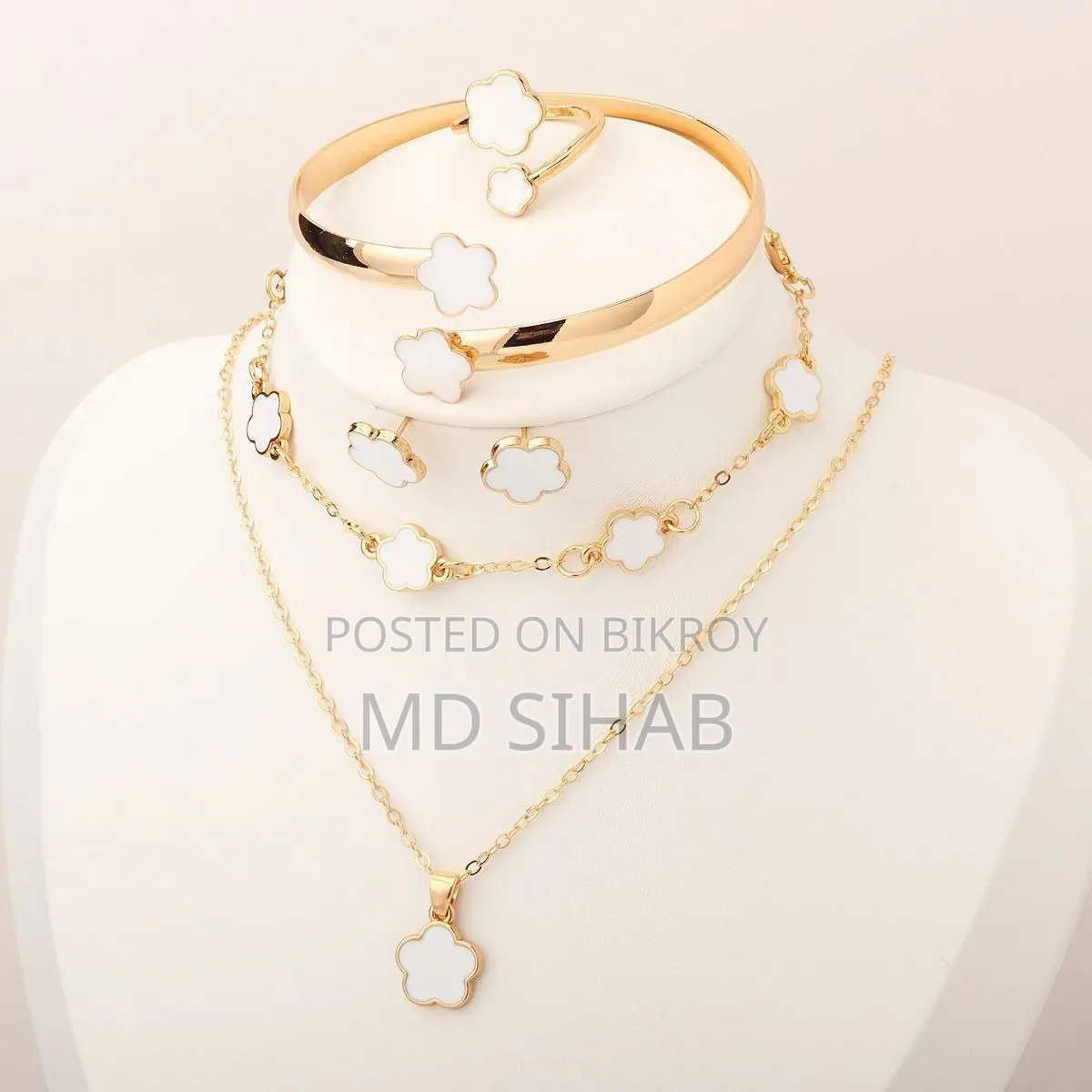 5-Piece Clover Style Jewelry Set