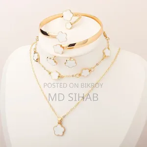 5-Piece Clover Style Jewelry Set