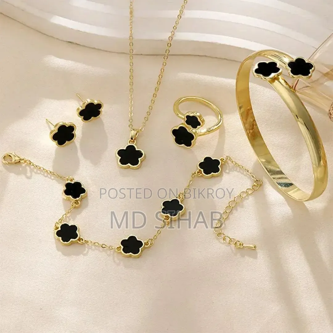 5-Piece Clover Style Jewelry Set