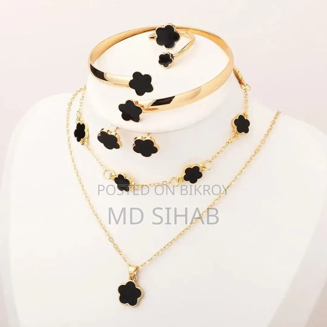 5-Piece Clover Style Jewelry Set